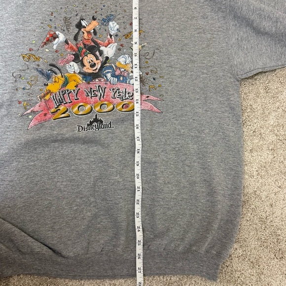 Vintage Y2K Heather Gray Disneyland New Year 2000 Crew Neck Sweatshirt Size L/XL - Picture 7 of 7